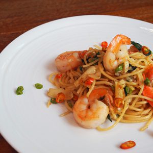 สปาเก็ตตี้กุ้งพริกกระเทียม